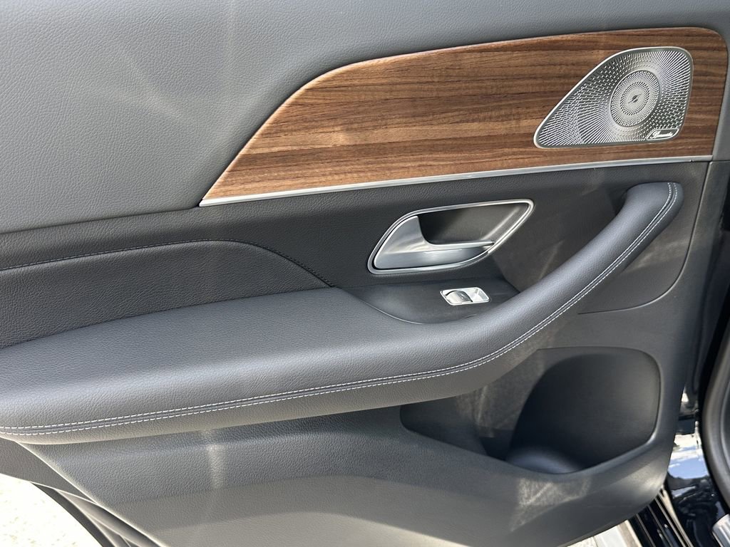 Certified 2025 Mercedes-Benz GLE 450 4MATIC image 25