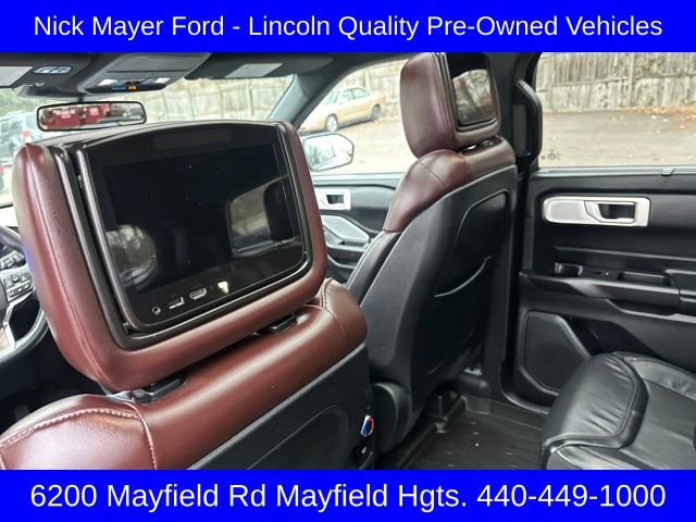 Used 2020 Ford Explorer Platinum w/ Premium Technology Package image 23