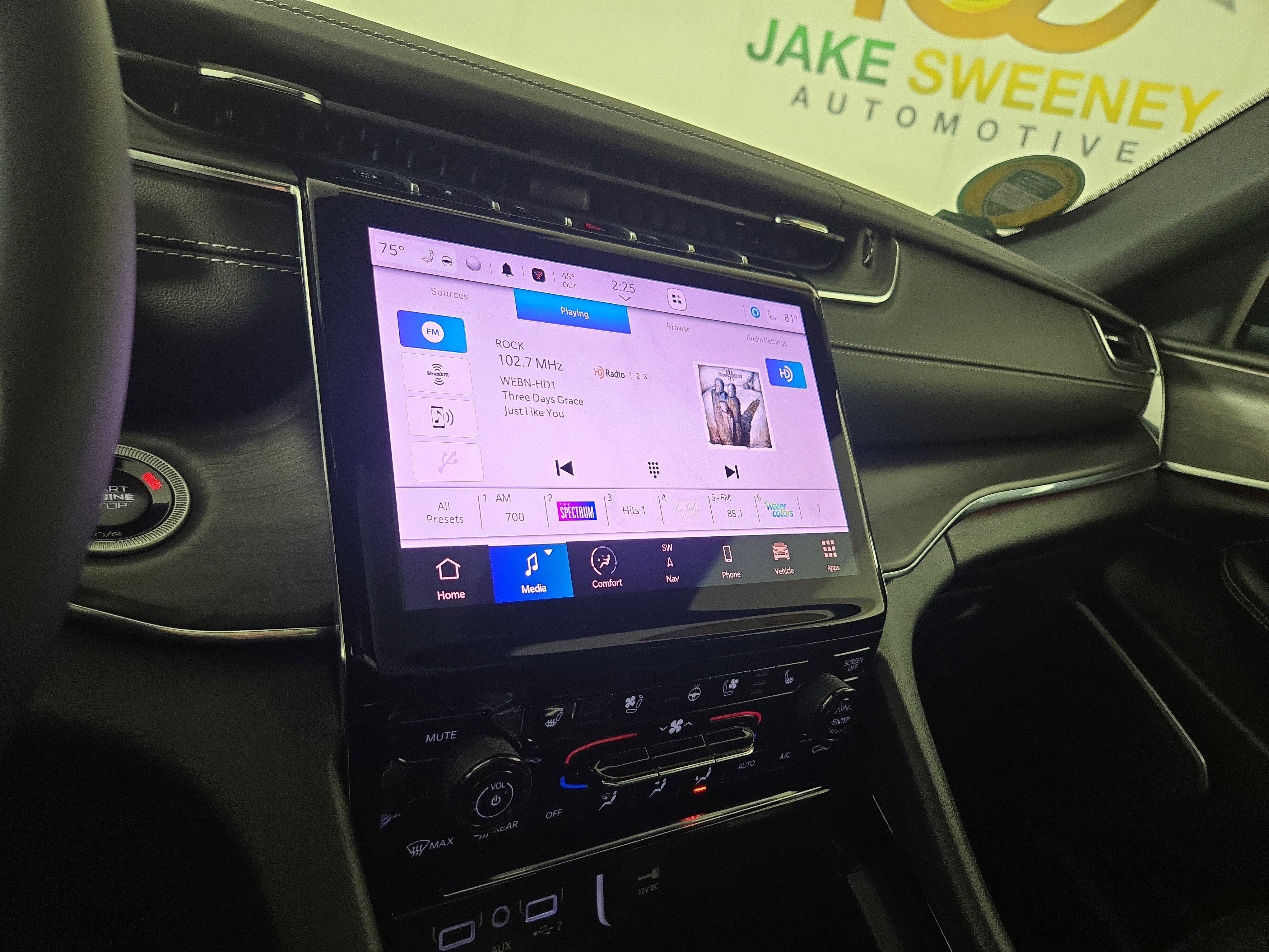 Certified 2025 Jeep Grand Cherokee Overland image 20