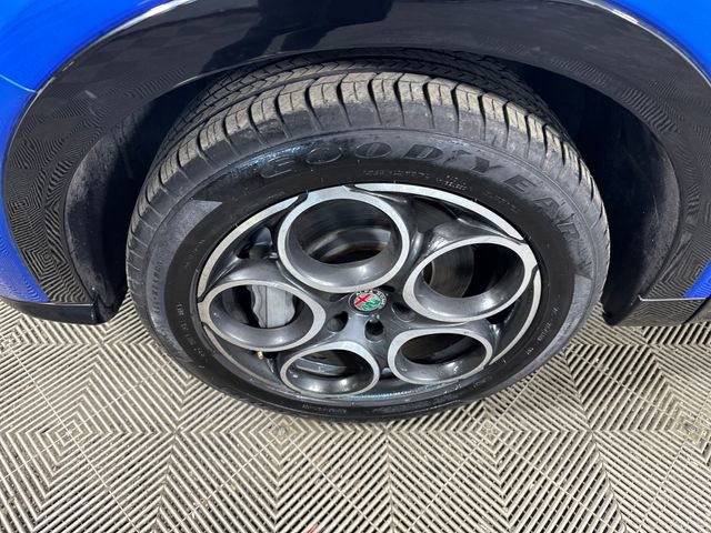 Used 2024 Alfa Romeo Tonale Ti image 10