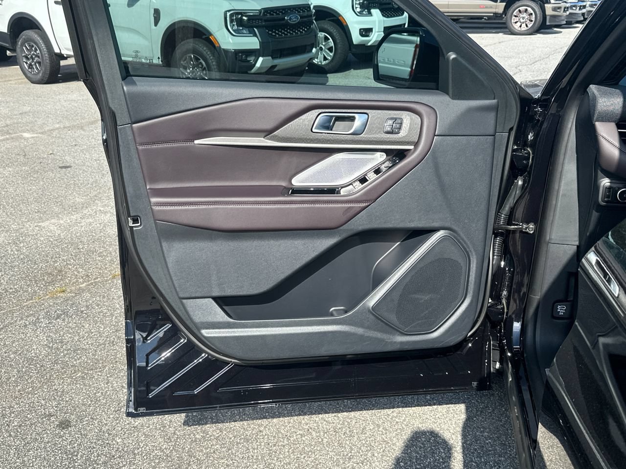 New 2026 Ford Explorer Platinum RWD image 10