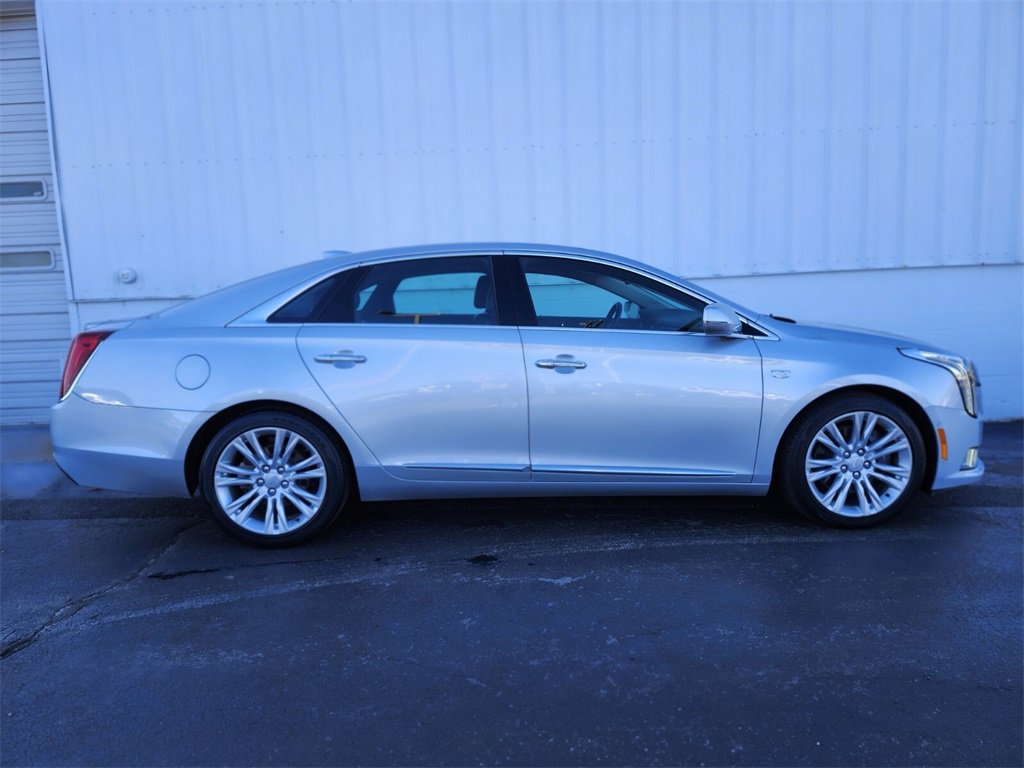 Used 2019 Cadillac XTS Luxury image 5