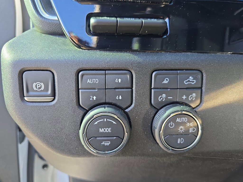 Used 2025 Chevrolet Silverado 1500 High Country w/ High Country Premium Package image 26