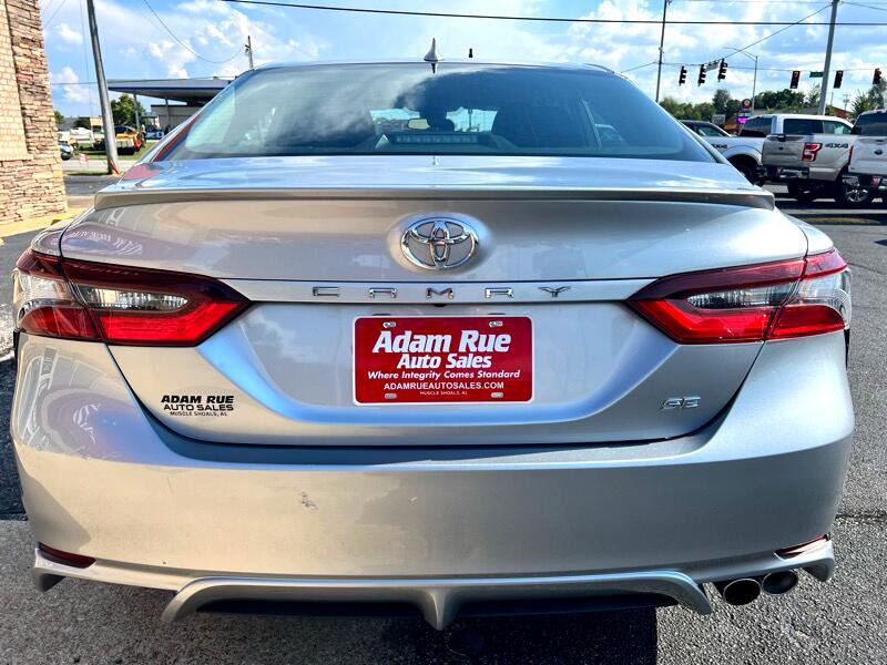 Used 2024 Toyota Camry SE image 6