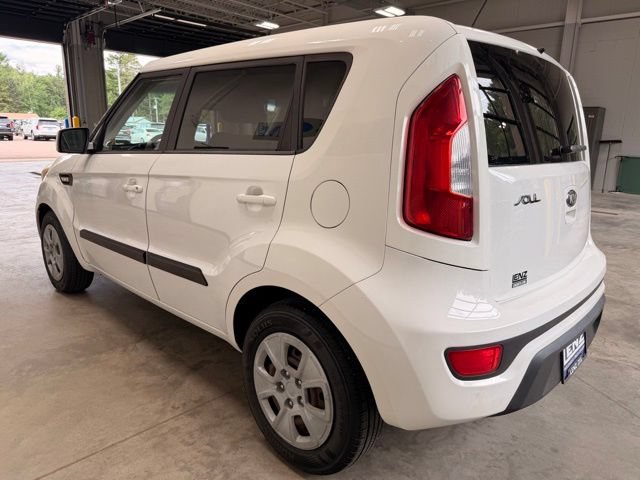 Used 2013 Kia Soul FWD image 5