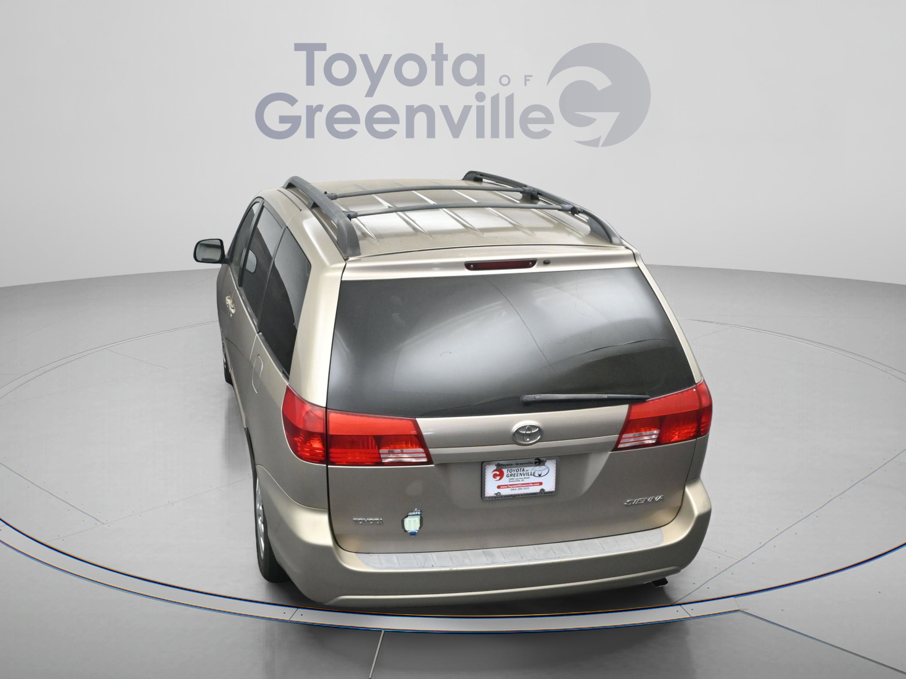 Used 2004 Toyota Sienna CE image 11