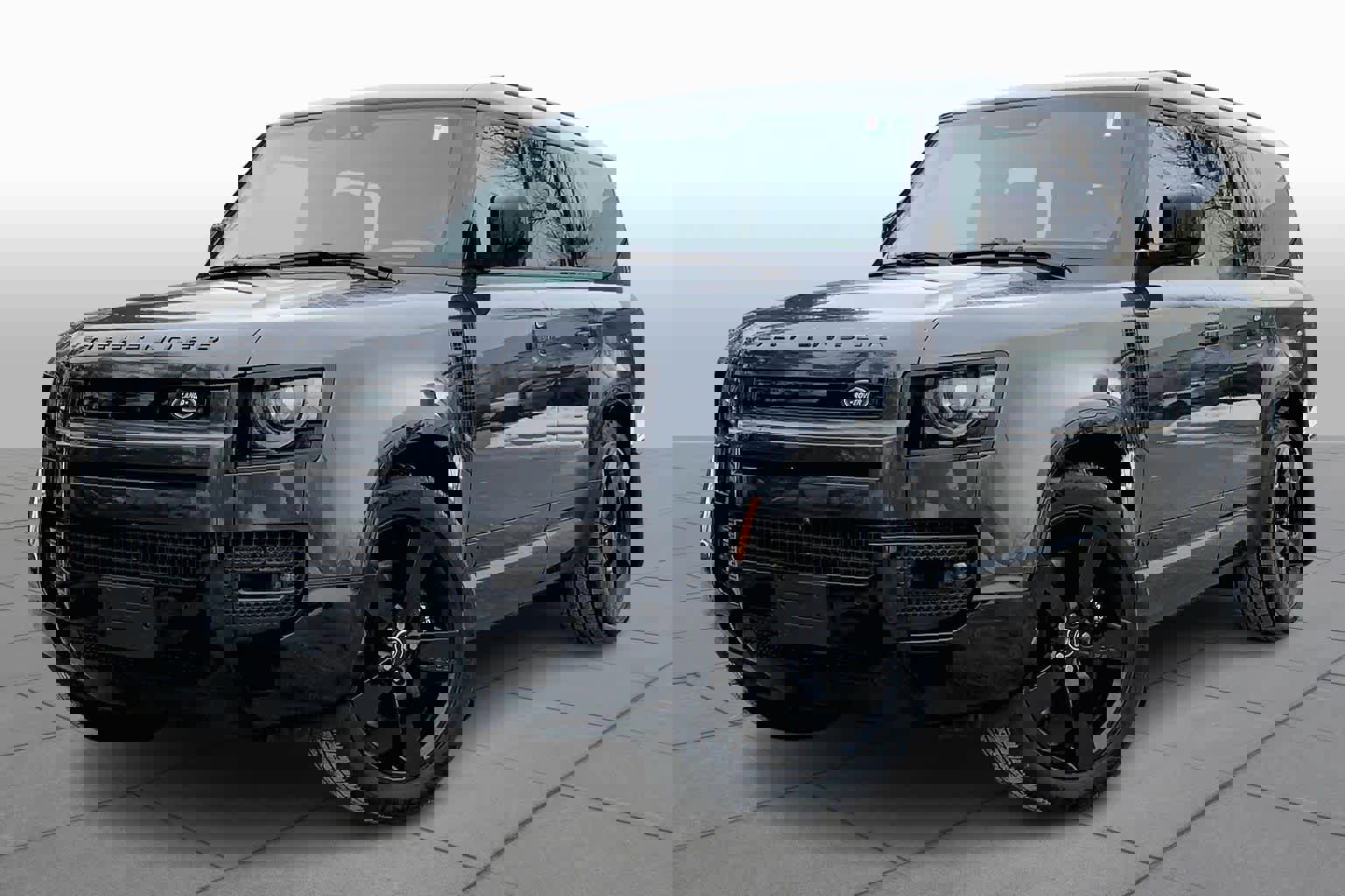 Used 2025 Land Rover Defender 130 V8 image 1