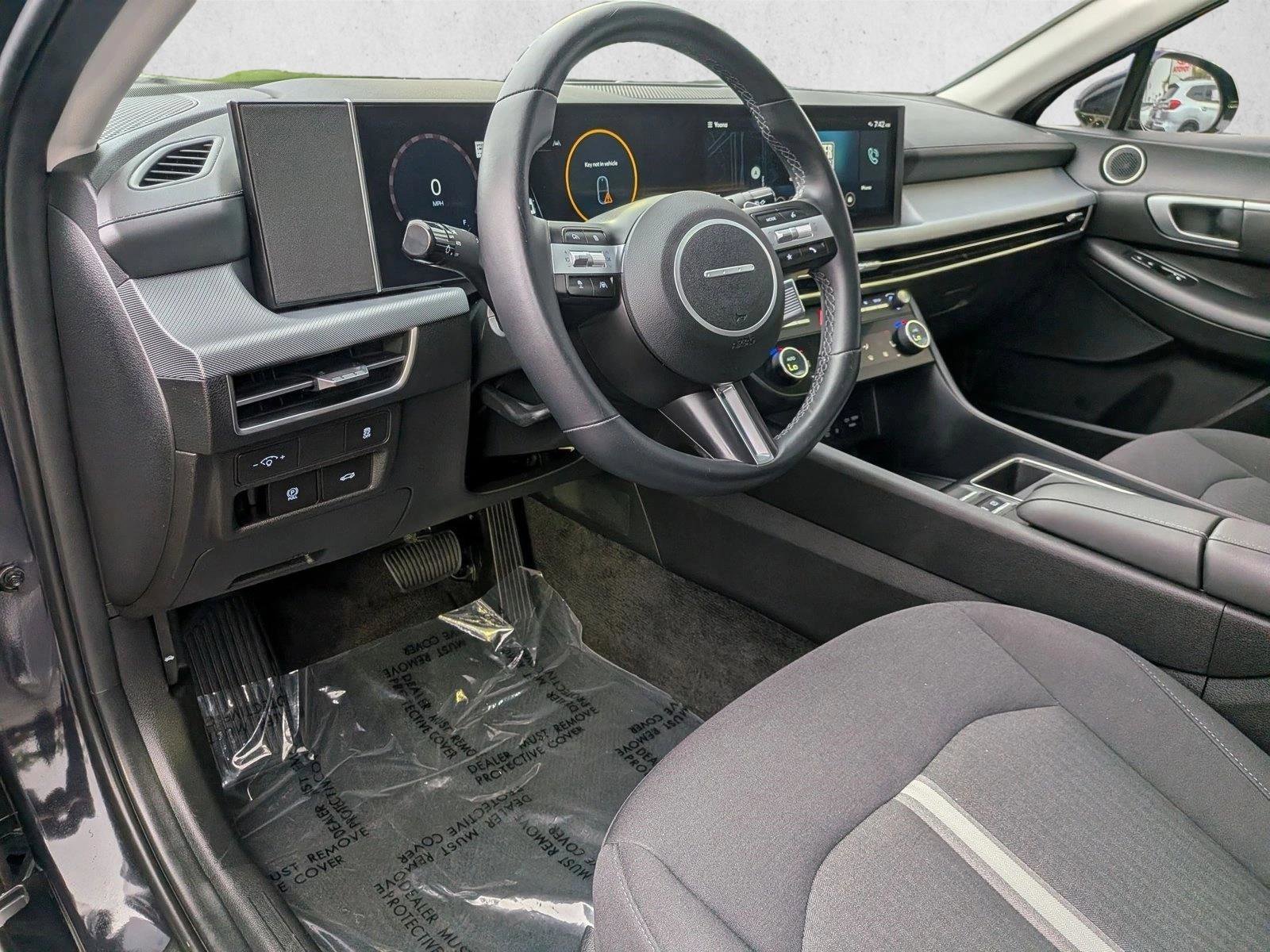 Used 2024 Hyundai Sonata SEL w/ Convenience Package FWD image 10