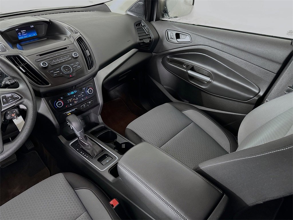 Used 2018 Ford Escape SE image 24