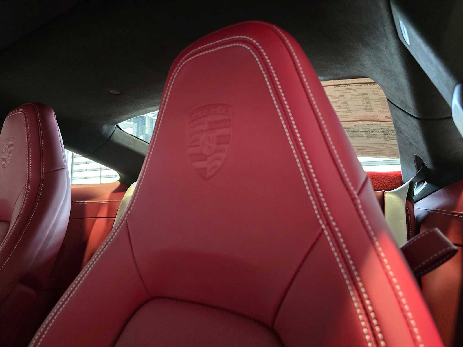 Used 2025 Porsche 911 Carrera image 18
