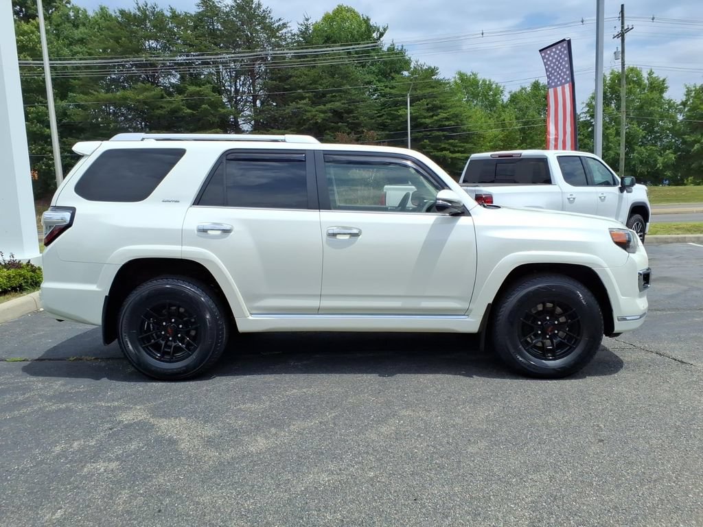 Used 2021 Toyota 4Runner Limited AWD/4WD image 26