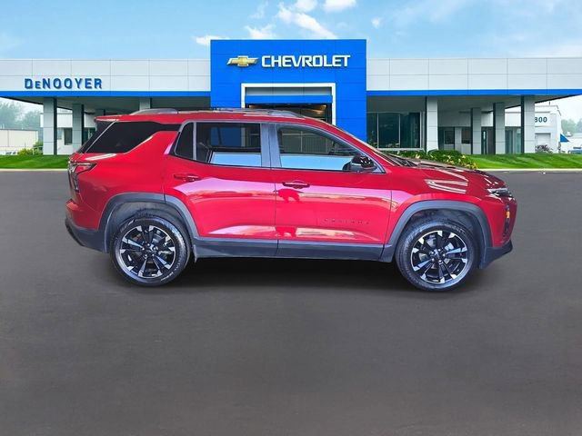 Used 2025 Chevrolet Equinox RS w/ Safety and Technology Package AWD/4WD image 9