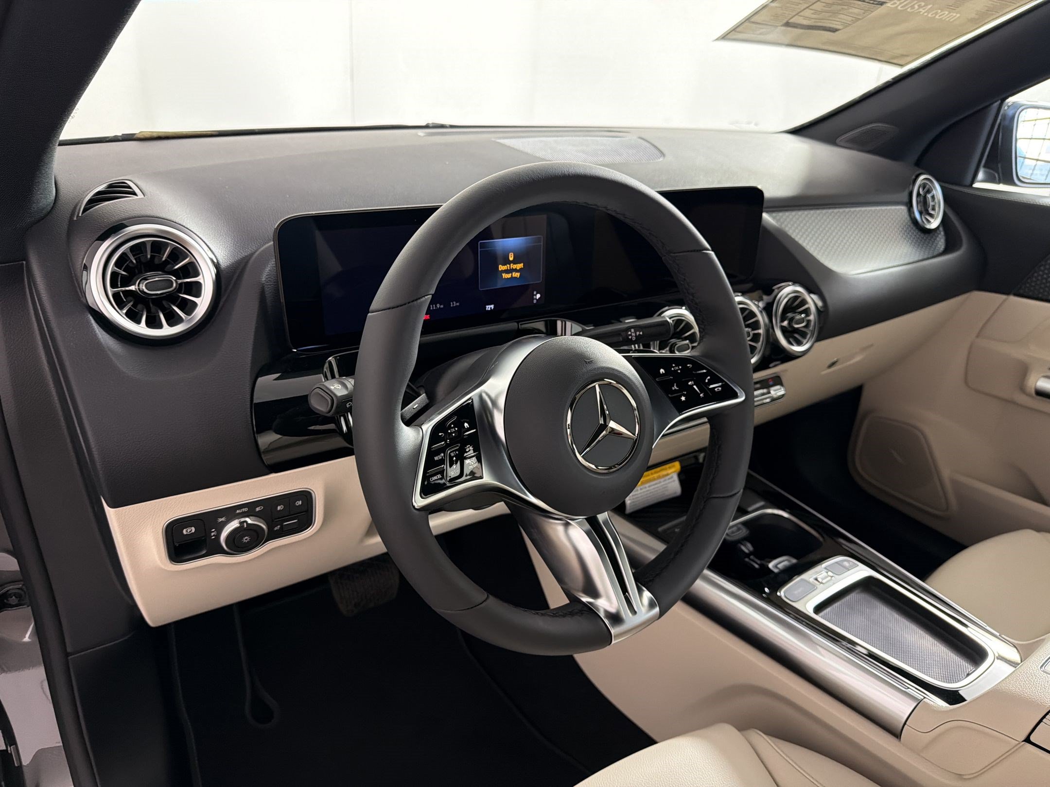 New 2026 Mercedes-Benz GLA 250 4MATIC image 4