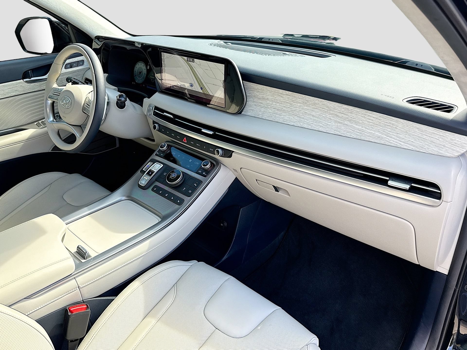 Used 2025 Hyundai Palisade Calligraphy FWD image 12