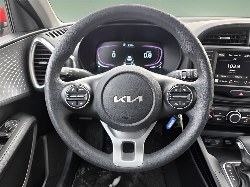 Used 2025 Kia Soul LX w/ LX Technology Package image 23