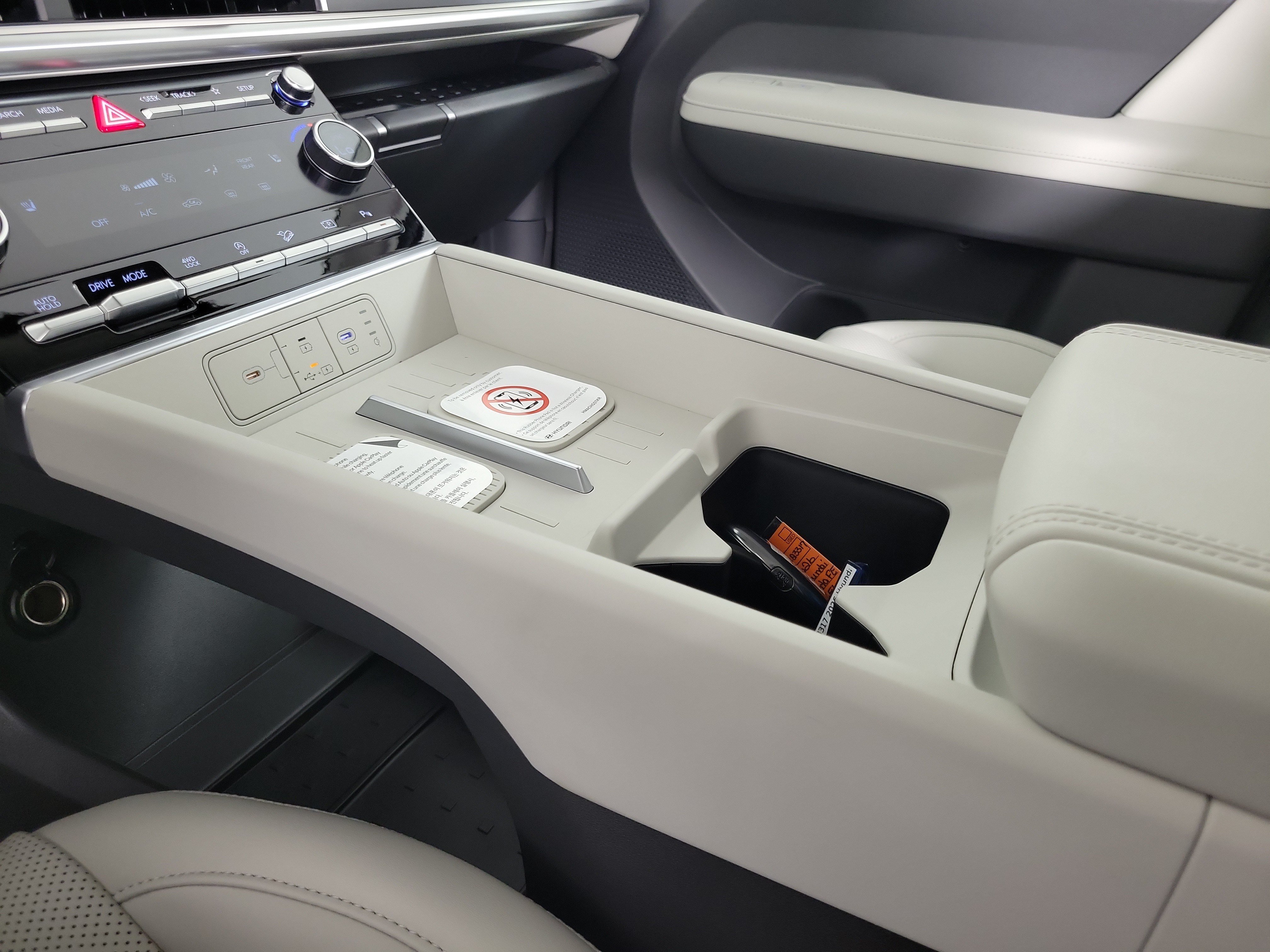 New 2026 Hyundai Santa Fe SEL AWD/4WD image 18