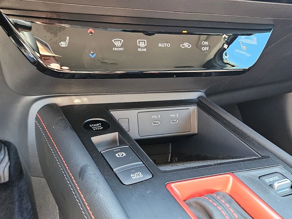 New 2026 Nissan Kicks SR w/ Cold Weather Package image 24