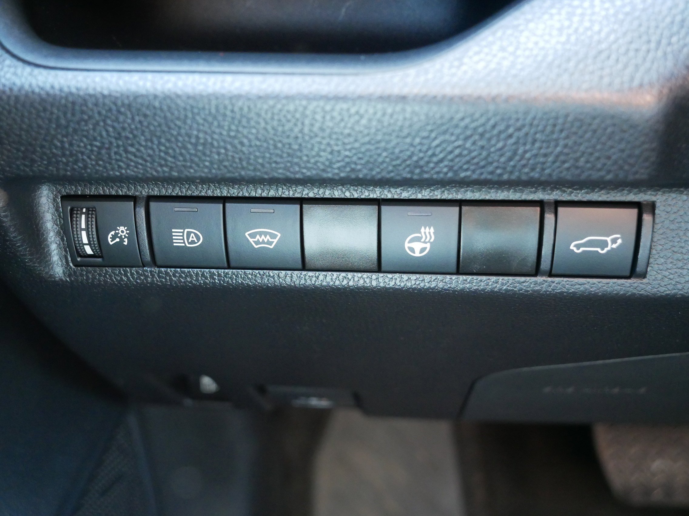 Used 2023 Toyota RAV4 XLE w/ Convenience Package AWD/4WD image 26