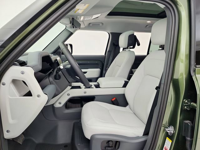 New 2026 Land Rover Defender 110 X-Dynamic SE AWD/4WD image 21