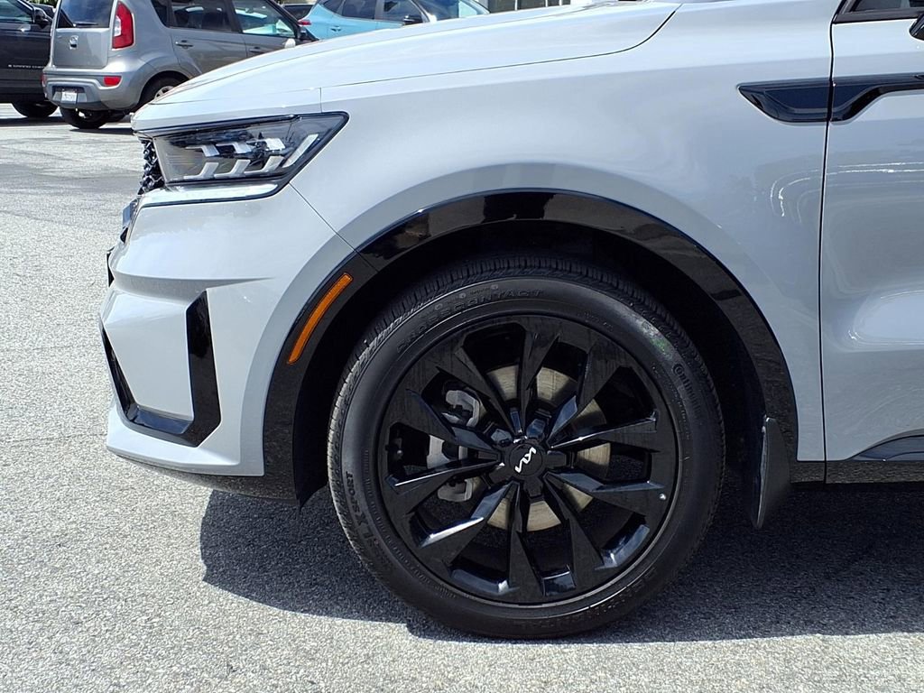 Certified 2023 Kia Sorento SX image 15