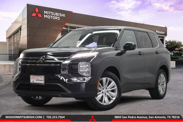 New 2026 Mitsubishi Outlander ES