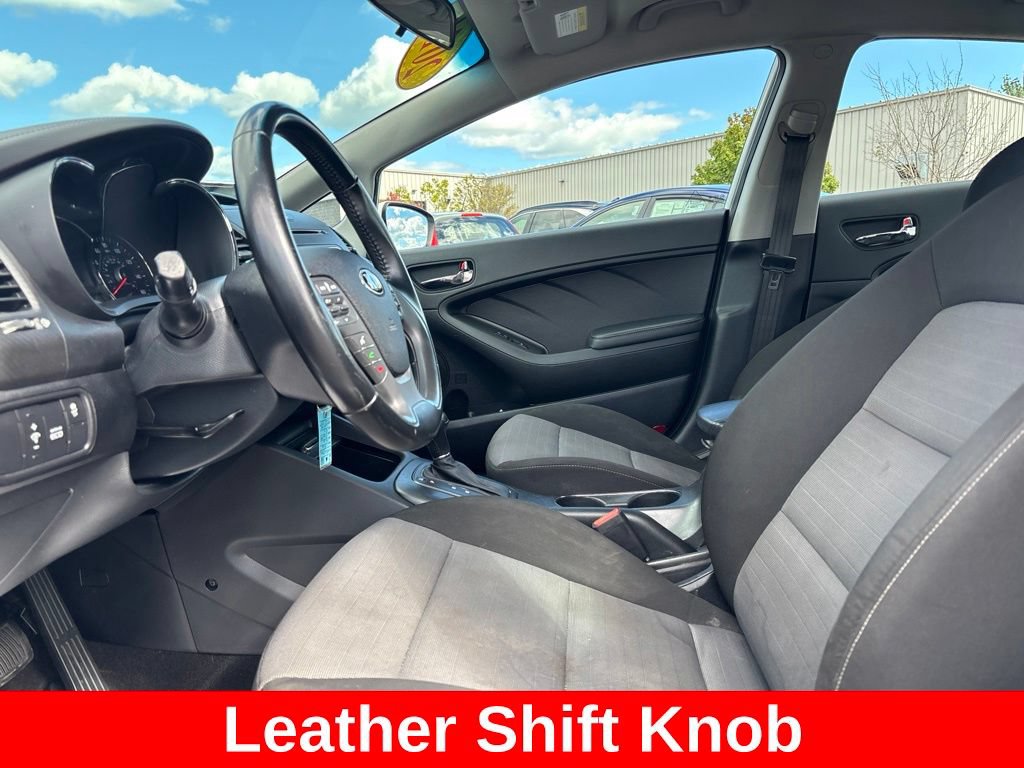 Used 2016 Kia Forte EX FWD image 11