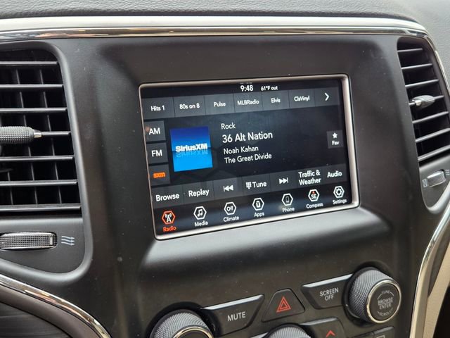 Used 2019 Jeep Grand Cherokee Laredo image 20