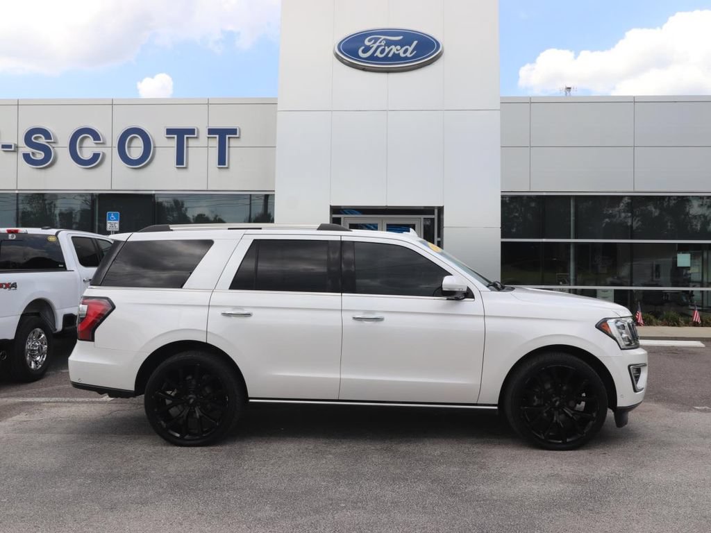Used 2018 Ford Expedition Limited w/ Equipment Group 302A RWD image 18