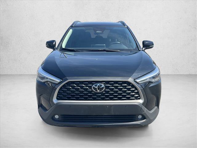 Certified 2025 Toyota Corolla Cross XLE video 2