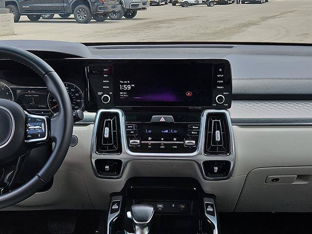Used 2022 Kia Sorento SX FWD image 10