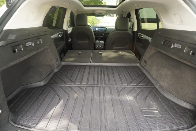 Used 2024 Buick Envision Avenir AWD/4WD image 26