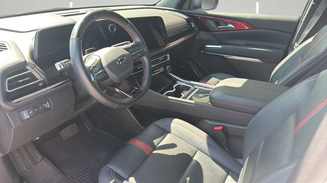 Used 2024 Chevrolet Traverse RS w/ LPO, Floor Liner Package AWD/4WD image 7