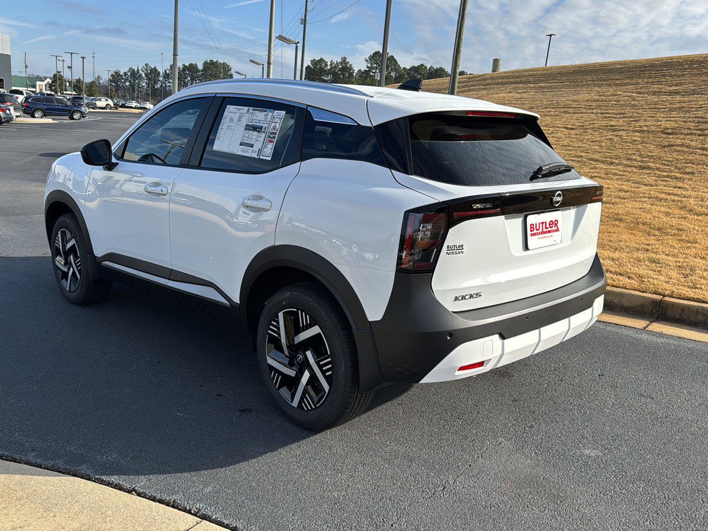 New 2026 Nissan Kicks SV w/ SV Premium Package image 3