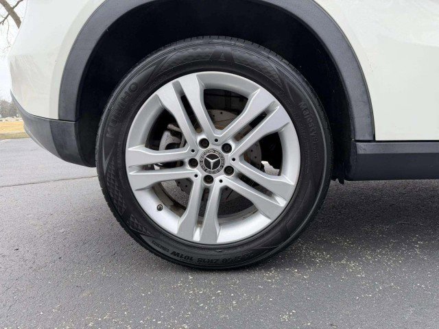Used 2018 Mercedes-Benz GLA 250 4MATIC image 32