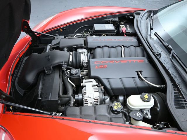 Used 2013 Chevrolet Corvette Coupe image 16