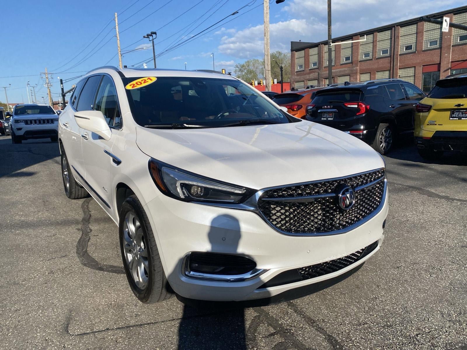 Certified 2021 Buick Enclave Avenir w/ Avenir Technology Package AWD/4WD image 12