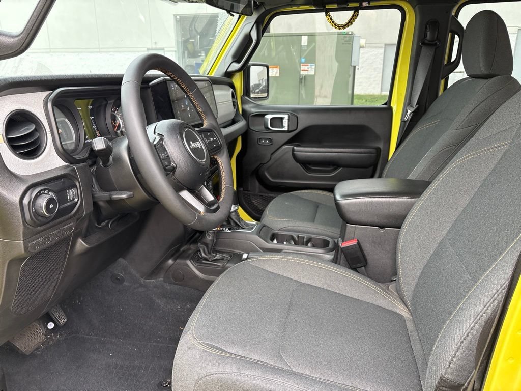 Used 2024 Jeep Wrangler Unlimited Sport AWD/4WD image 10