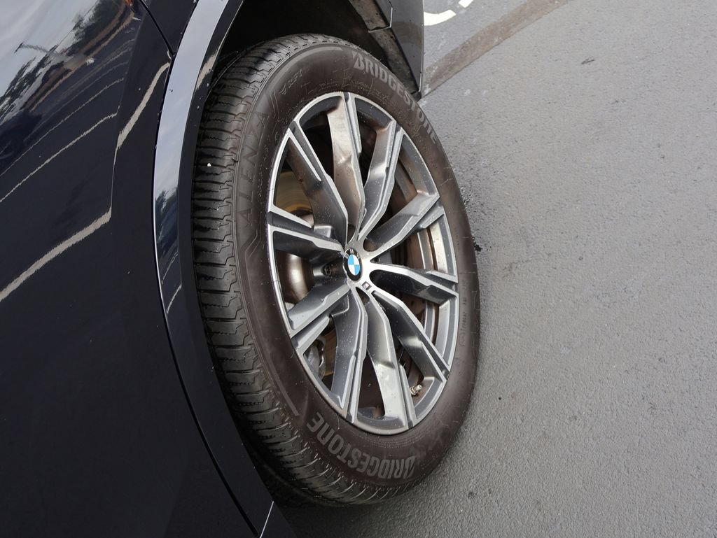 Used 2026 BMW X5 xDrive40i AWD/4WD image 41