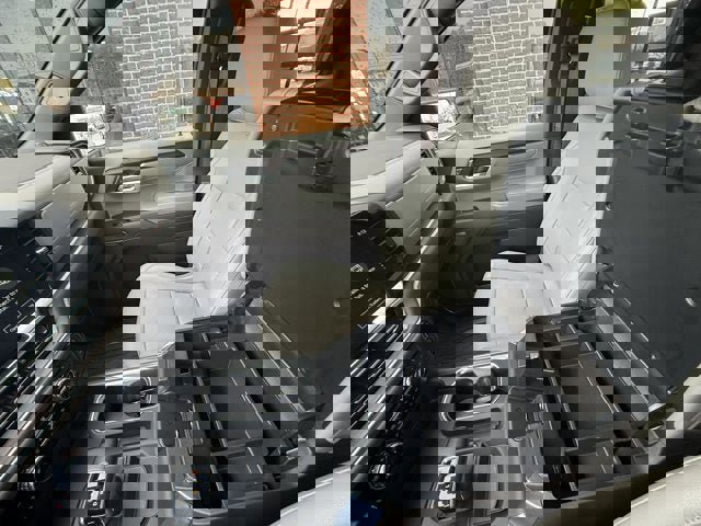 Used 2022 GMC Sierra 1500 SLT w/ SLT Premium Package image 30