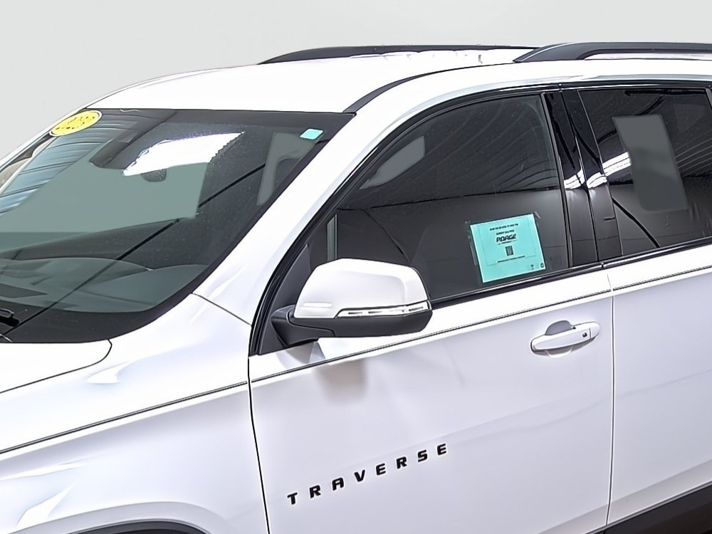 Used 2023 Chevrolet Traverse LT w/ Midnight/Sport Edition FWD image 8
