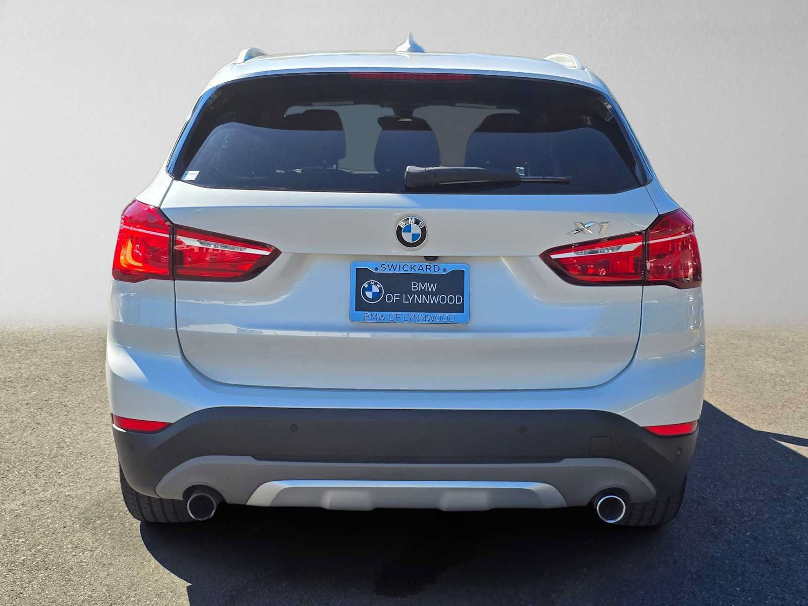 Used 2017 BMW X1 xDrive28i AWD/4WD image 4