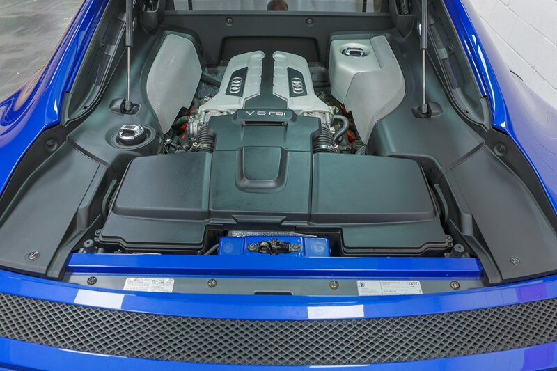 Used 2015 Audi R8 V8 AWD/4WD image 25