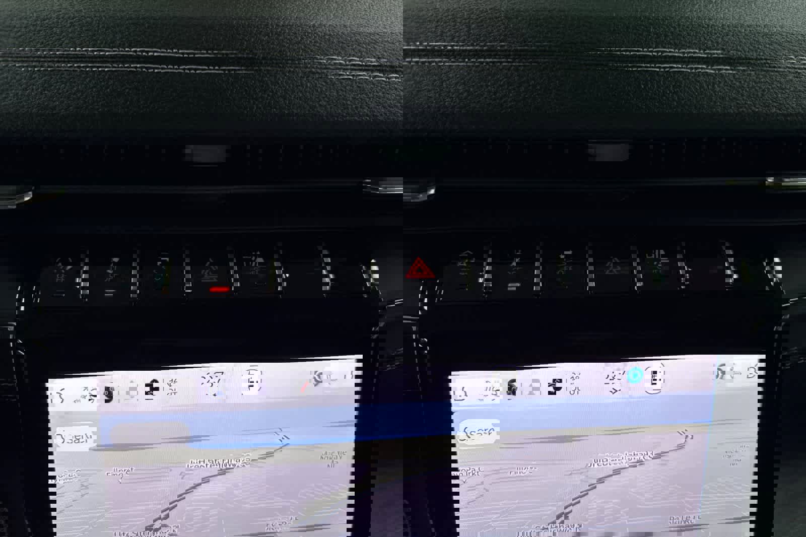 New 2025 Jeep Grand Cherokee Limited w/ Black Appearance Package image 33