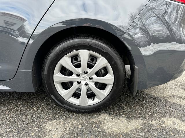 Certified 2025 Toyota Corolla LE image 15
