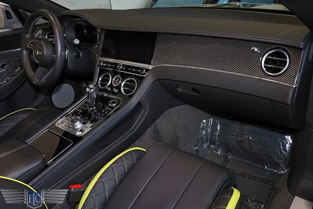 Used 2021 Bentley Continental GT image 29