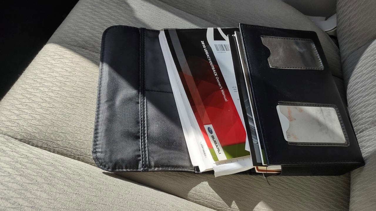 Used 2010 Subaru Outback 2.5i Premium w/ Popular Equipment Group 1B image 23