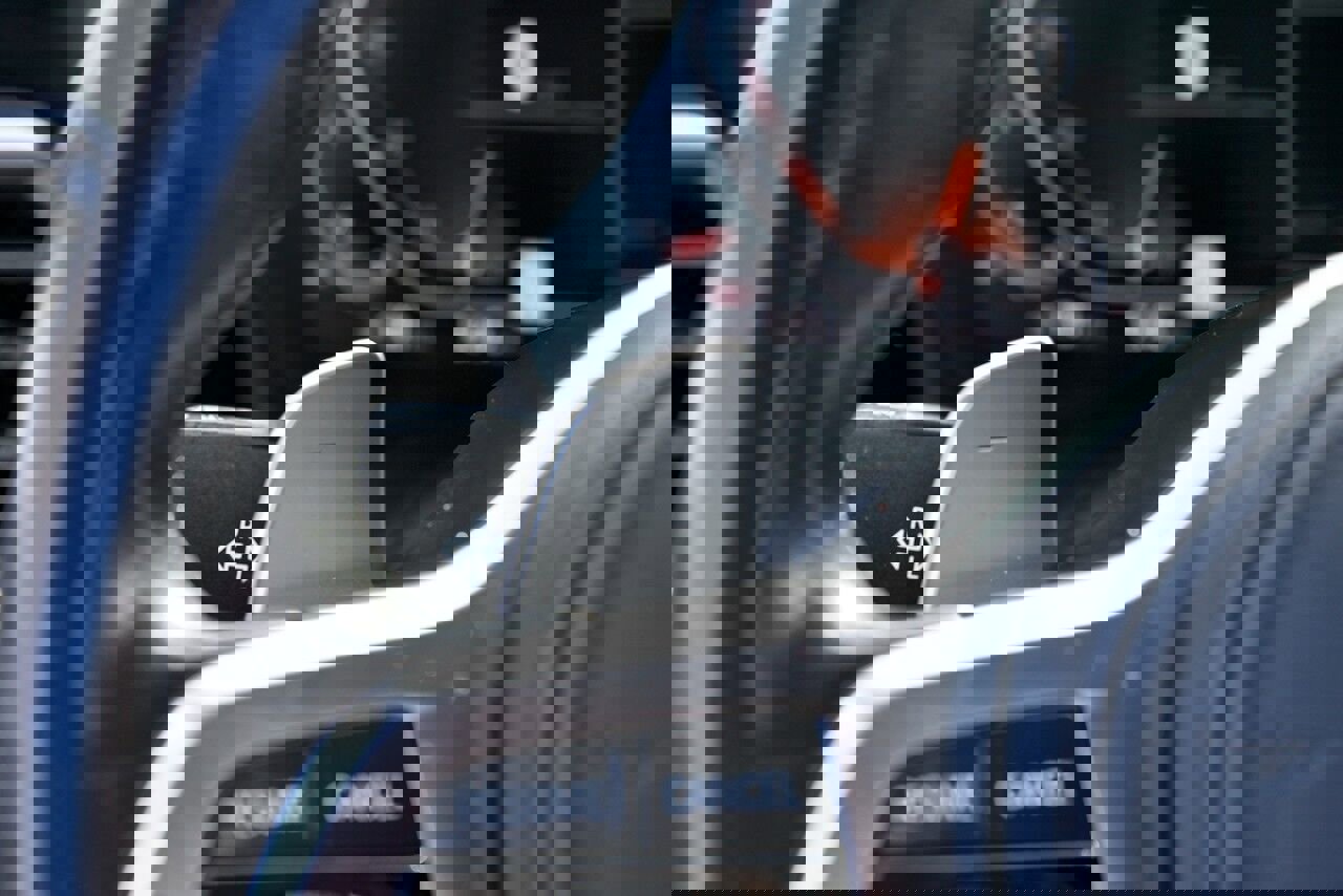 Used 2020 BMW 330i xDrive Sedan w/ M Sport Package image 24