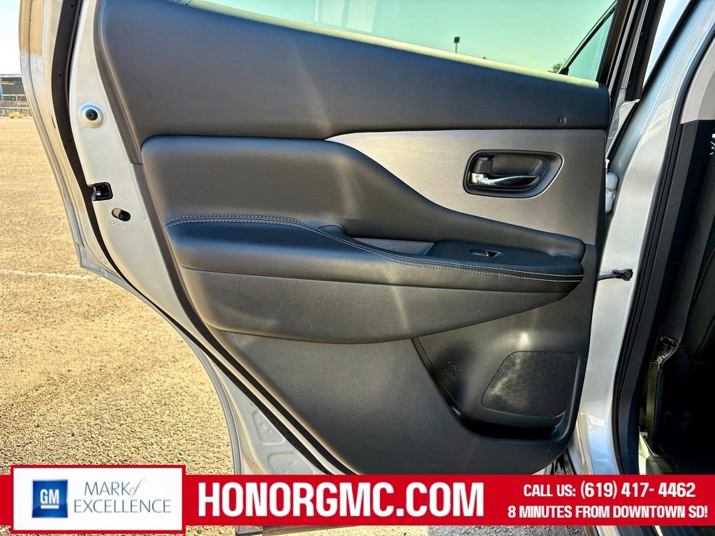 Used 2023 Nissan Murano SL image 16