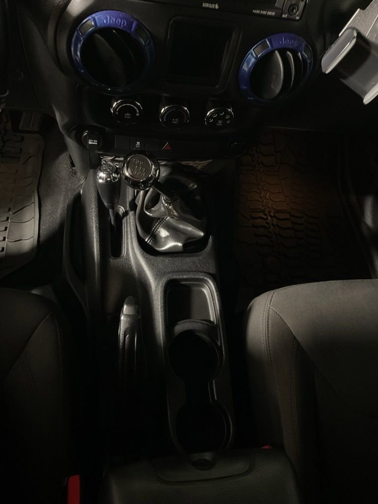 Used 2016 Jeep Wrangler Unlimited Sport image 24