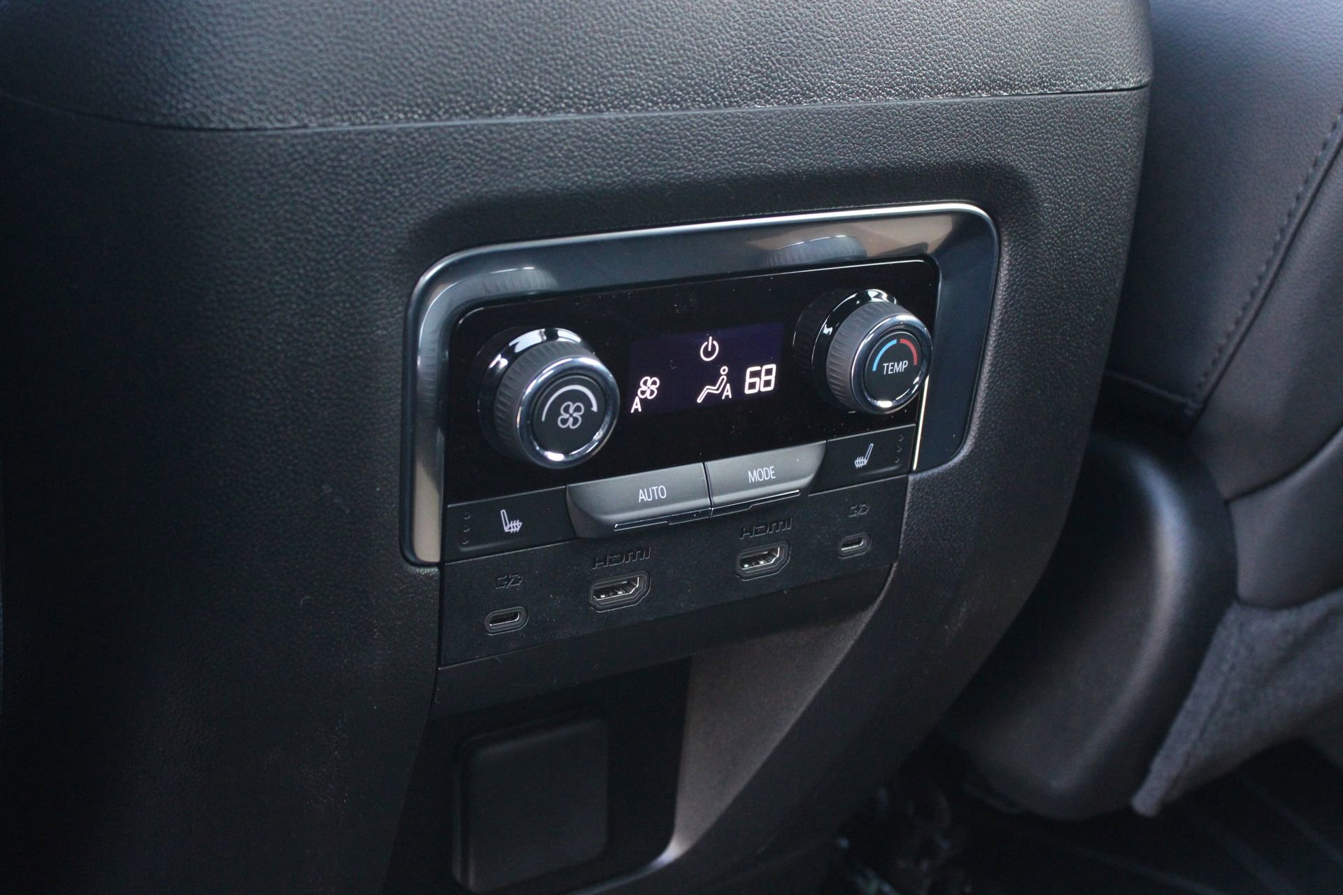 New 2026 Chevrolet Tahoe High Country image 23